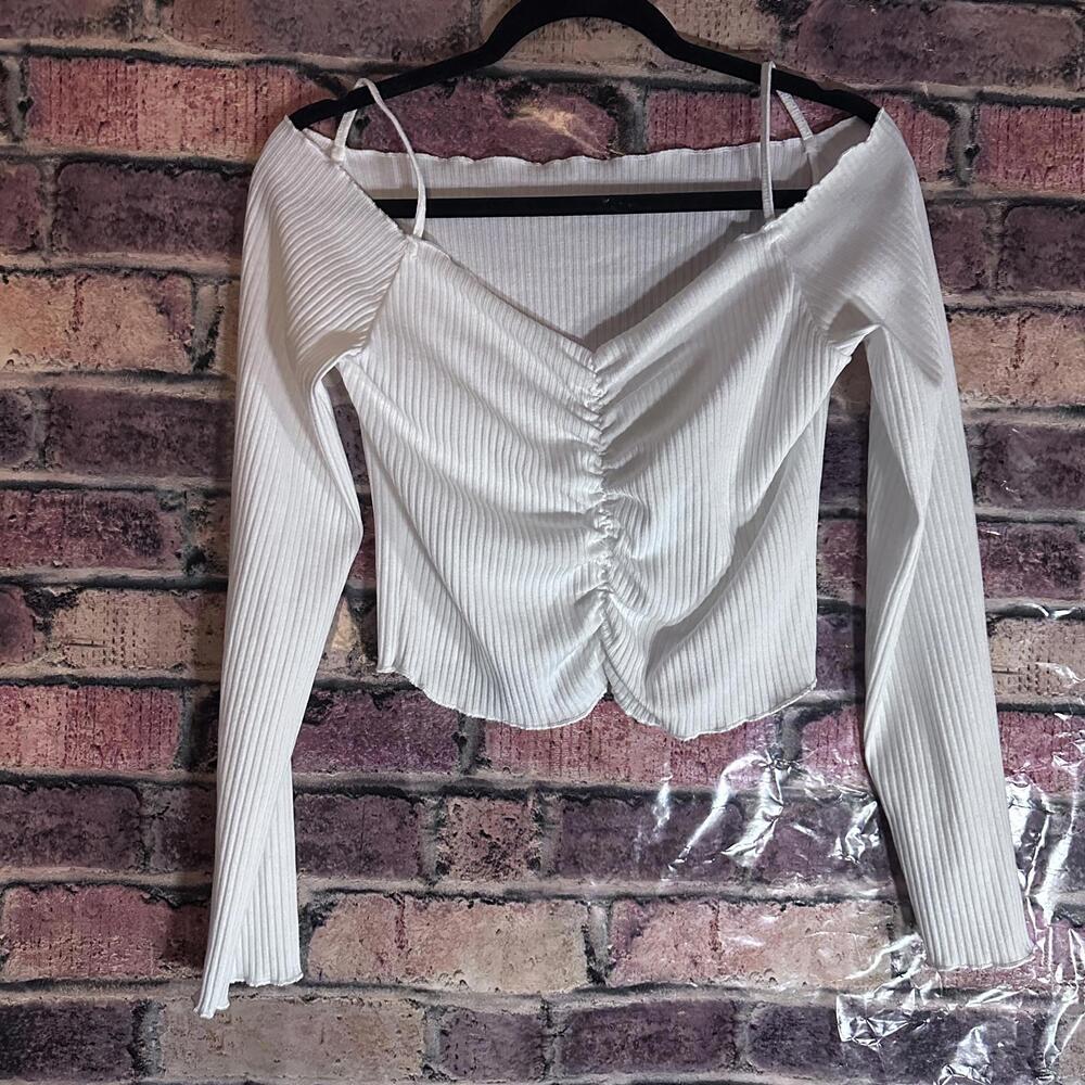 White Ribbed Ruched Off-Shoulder Long Sleeve Crop Top - Picture 13 of 15